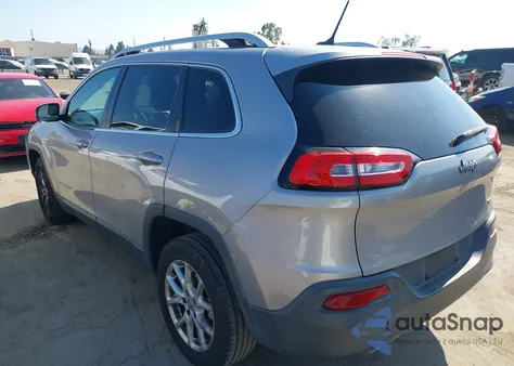 2018 Jeep Cherokee Latitude Fwd z USA, uszkodzony, nr VIN 1C4PJLCB5JD615230